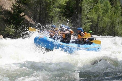 Passeio de rafting em Clear Creek Whitewater: nível intermediário