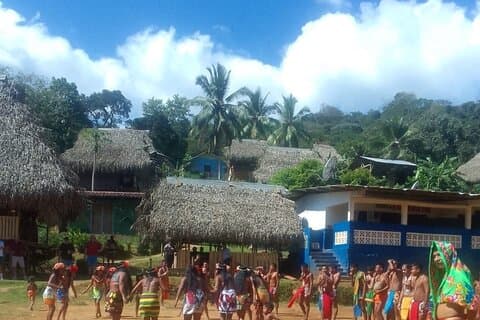 Excursão de dia inteiro à comunidade Embera