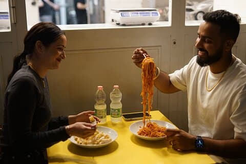 Tour gastronomico italiano in Vespa con fotografo