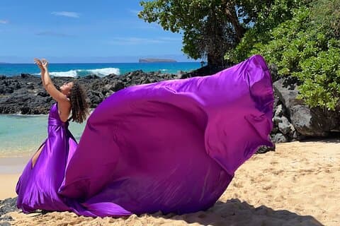 Sessão de fotos de vestido voador em Maui