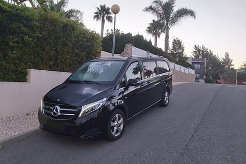 Privater Transfer vom Flughafen Faro nach Portimão. Preis pro Gruppe