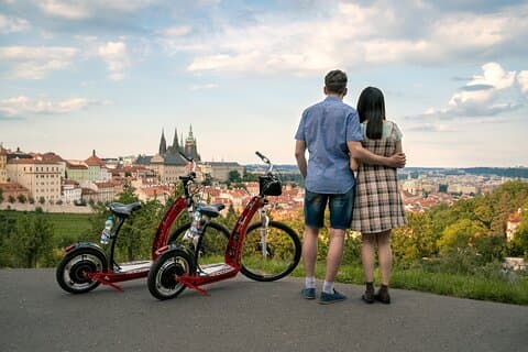 3 Heures Magnifique Tour par E-scooter Hugobike