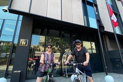Cykeludlejning ved døren til dit hus i Lima