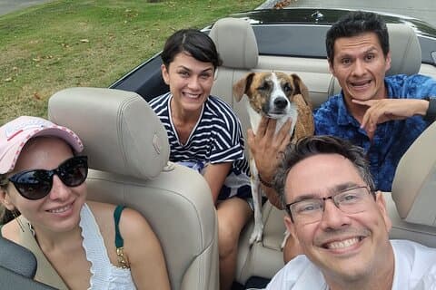 Tour privado VIP en un BMW Convertible, siéntete como una estrella de cine.