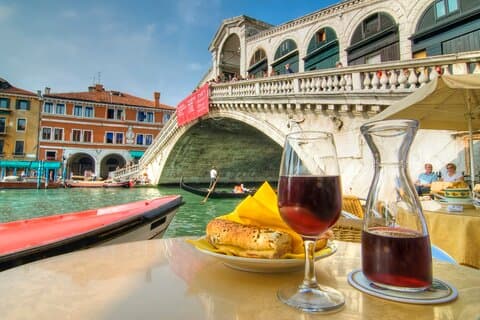 Tour de degustação de vinho de Veneza com Especialista Privado