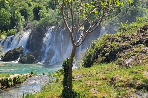 Över bron till fallen (Mostar)