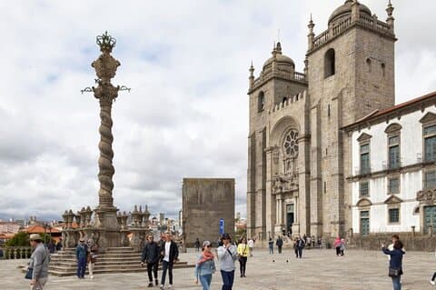 Porto Like a Local: Private & Personalized Experience (3-4 hrs)