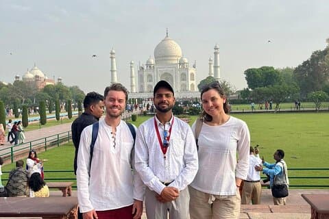 Tour nocturno de Agra con Taj Mahal y Fatehpur Sikri