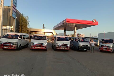 Shuttle Bus Van Vehicle El Nido nach Puerto Princesa und umgekehrt