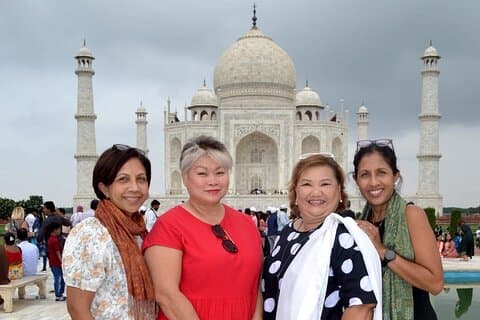 Taj Mahal & Agra Fort: All-Inclusive Private Day Trip from Delhi.