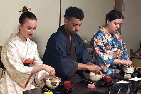 文化体験の驚きセット 着物、茶道、書道