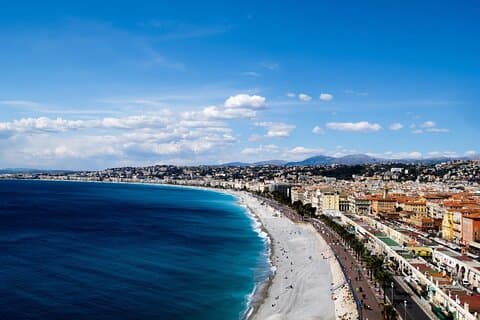 Journée complète Nice Cannes Antibes et Saint Tropez Prise en charge à l'aéroport de Nice