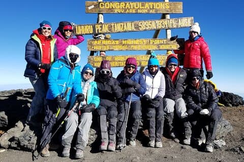 Escalada de 8 dias no Monte Kilimanjaro via Lemosho Route