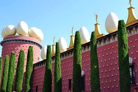 Ganzer Tag in Girona und Figueres ab Barcelona