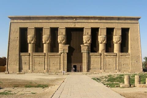 Halvdagstur till Denderatemplet från Luxor