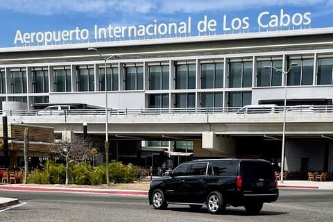 CABO AIRPORT PRIVÉ SUV NAAR Cabo AREA RESORTS ENKELE REIS