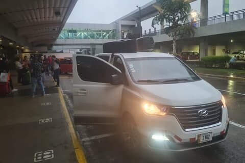 Privat transport från Liberias flygplats till Montezuma