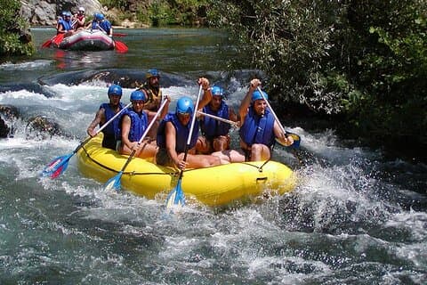 Heldags rafting med Quad Safari og Zipline i Alanya