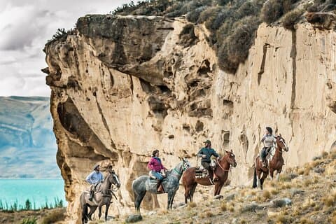 Cabalgata Experience - Cañadones & Monturas