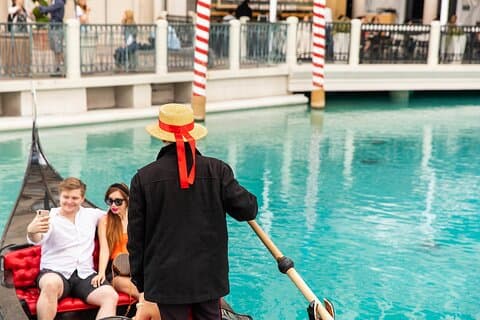 Las Vegas Super Saver: Madame Tussauds com passeio de barco em Gondola