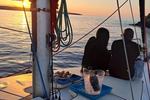 Sunset Sail & Gourmet middag