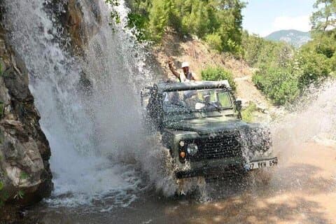 Aventura de dia inteiro no Antalya Jeep Safari com almoço