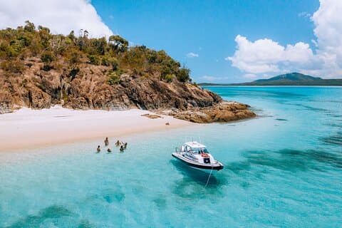 Private Standard Charter Experience in Whitsundays