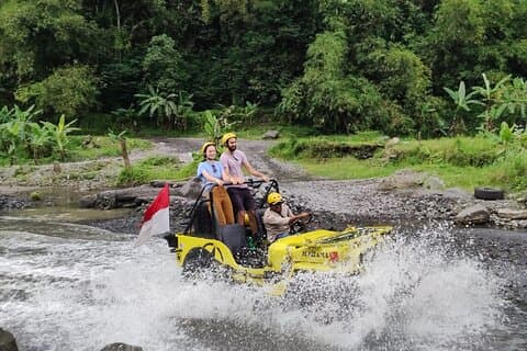 Excursão privada ao vulcão Merapi Jeep e pôr do sol em Prambanan