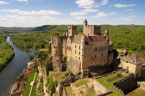 Sarlat : Private morning tour to Dordogne Valley by Exploreo24