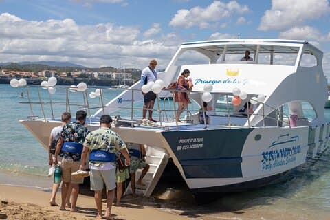 Sosua Party Boat -Snorkeling-Brunch-Drinks-Snacks-Transportation