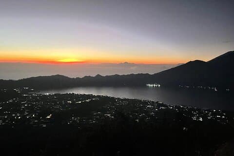 Mount Batur Trekking Adgangsbillett med lokal guide