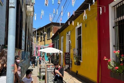 Walking Tour of Valparaiso and the House of Neruda La Sebastiana