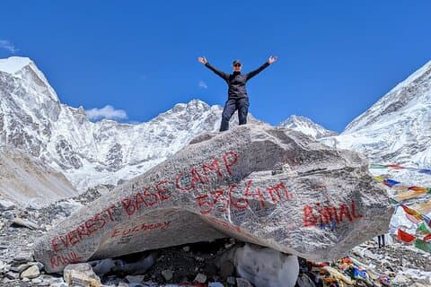 Caminhada no Campo Base do Everest