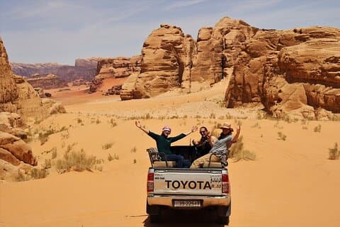 Full-Day 4x4 Wild Desert Expedition with night in private tent