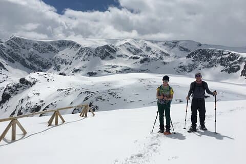 Snowshoeing dagstur til Rila Lakes