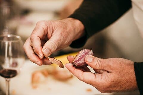 Market Tour, Cooking Class & Lunch with Chef in Lyon Studio