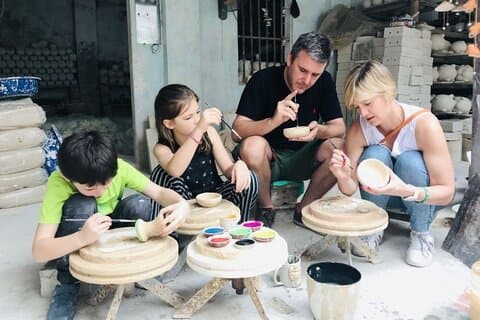 Privat rundtur Hanoi höjdpunkter - Bat Trang Village - Pottery Class