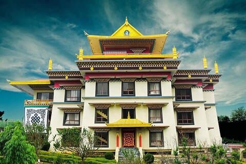 Monastère de Pharping, grotte d'Asura et visite de la ville antique de Kirtipur