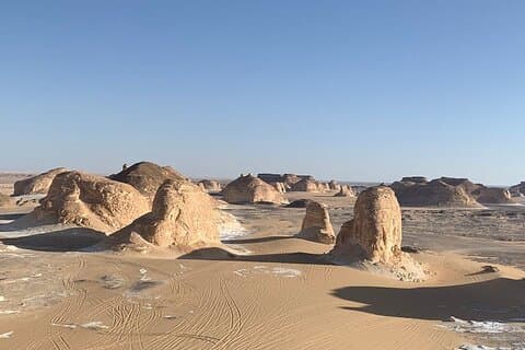 2-tägige Tour durch die weiße und schwarze Wüste Bahareya Oase
