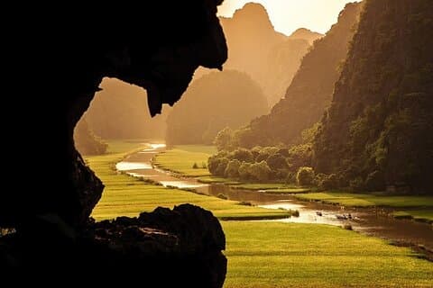 Excursion d'une journée complète en groupe caché à Ninh Binh (Tam Coc - Hoa Lu)