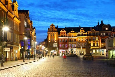 Tour privato a piedi personalizzato di Cracovia con una Guida locale