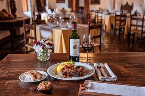 Visita a la bodega Santa Rita y salida al hotel