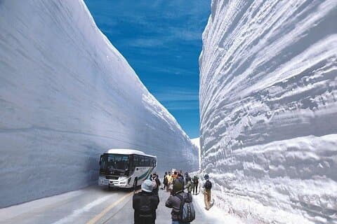 Tateyama Snow Wall! Hida Takayama & Shirakawago FromOsaka/Nagoya