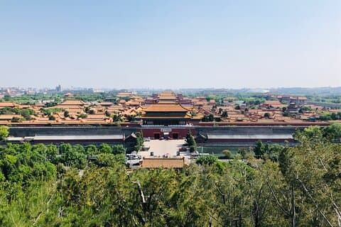 景山公園、ラマ教寺院、胡同を巡る4時間のプライベートツアー