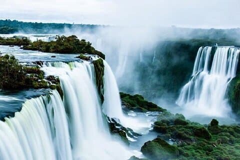 2 - Día Cataratas del Iguazú con boleto aéreo opcional desde Buenos Aires