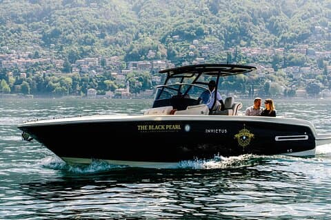 2H Private Cruise Lake Como Tender yacht Invictus 6 pax
