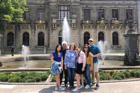 Chapultepec kasteel tour: Wandel door tuinen, geschiedenis en uitzichten