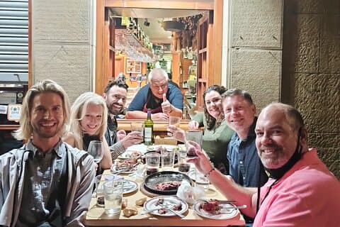 Perdez-vous dans les dernières tavernes classiques de pintxo