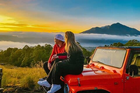 Private Mount Batur Sunrise Jeep Tour mit Frühstück