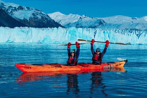 Perito Moreno Glacier Kayak Tour inkludert transport